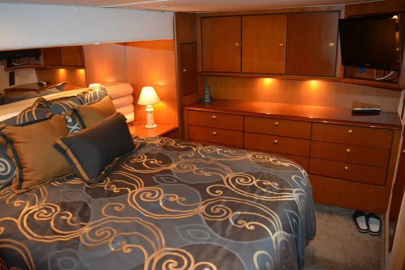 Slide: The Image of Ocean Yachts 56 Super Sport 2000 - 6262940