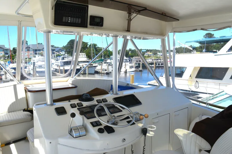 Slide: The Image of Ocean Yachts 56 Super Sport 2000 - 6262921