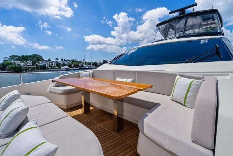 Slide: The Image of Ferretti 780 2022 - 6263032