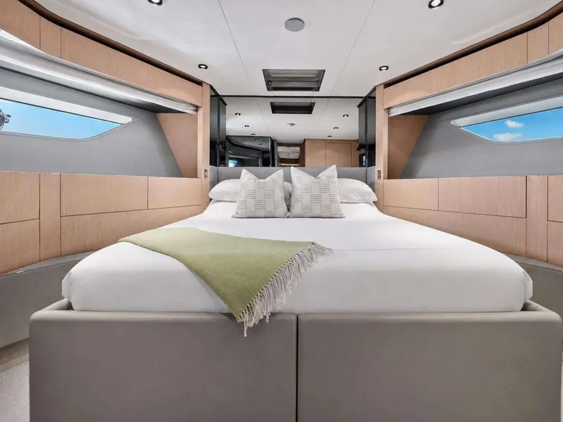 Slide: The Image of Ferretti 780 2022 - 6263055