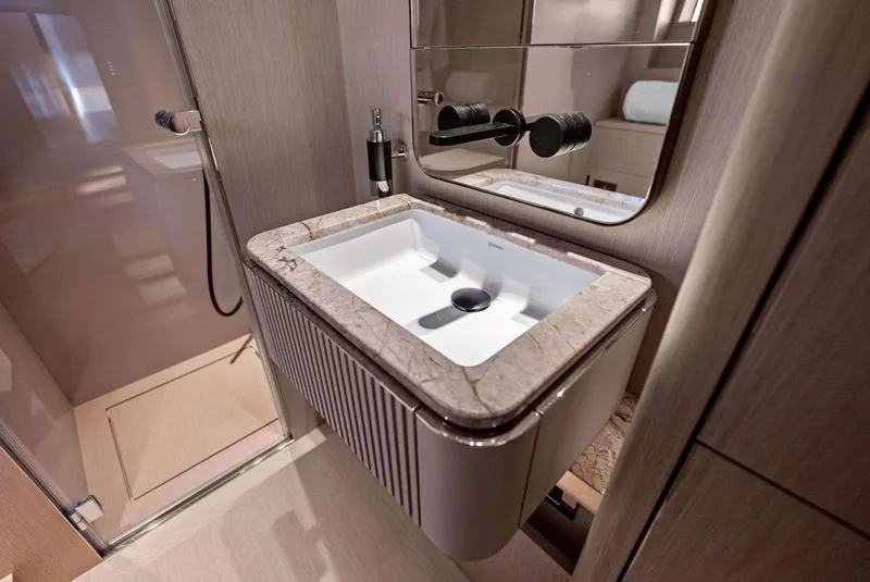 Slide: The Image of Ferretti 780 2022 - 6263062