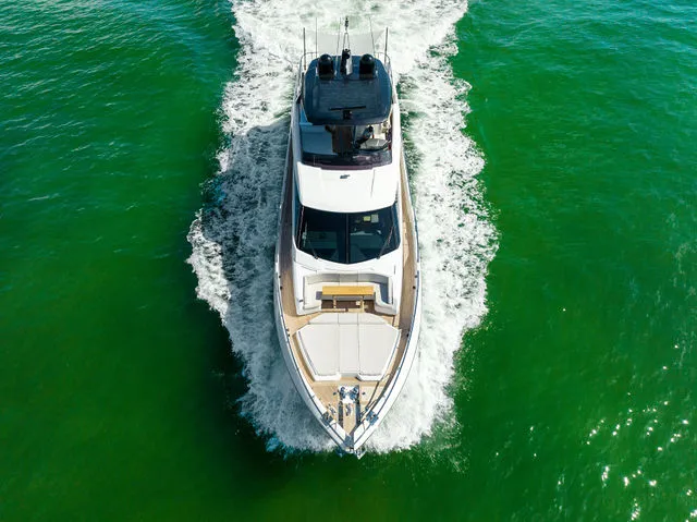 Slide: The Image of Ferretti 780 2022 - 85