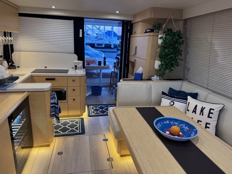 Slide: The Image of Greenline 48 Coupe Hybrid 2019 - 6263184