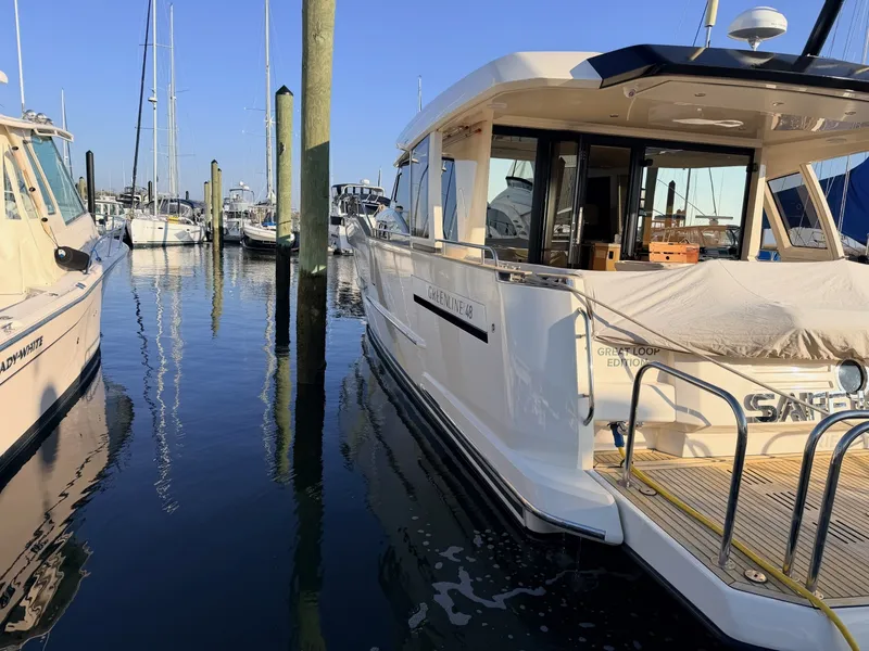 Slide: The Image of Greenline 48 Coupe Hybrid 2019 - 6263158