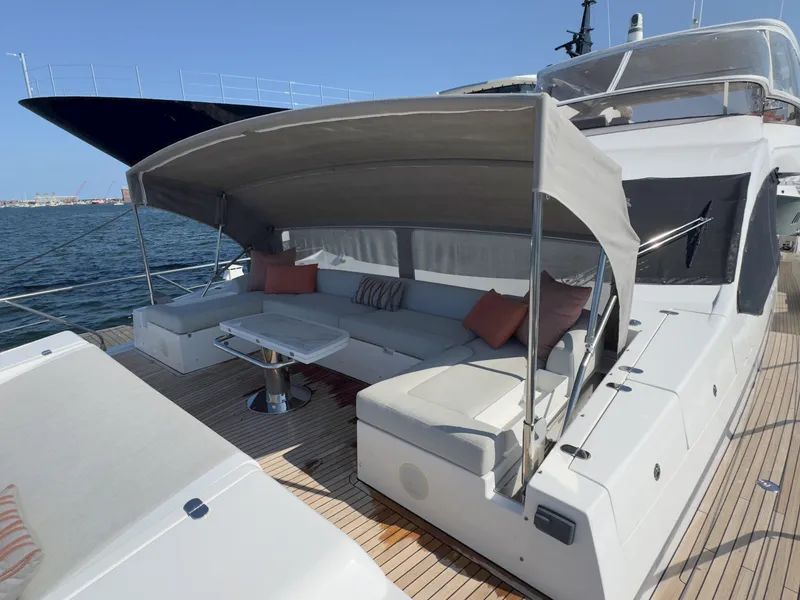 Slide: The Image of Azimut GRANDE 25M 2022 - 7527541