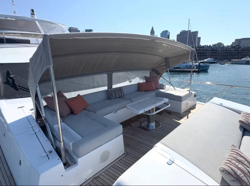Slide: The Image of Azimut GRANDE 25M 2022 - 6268511