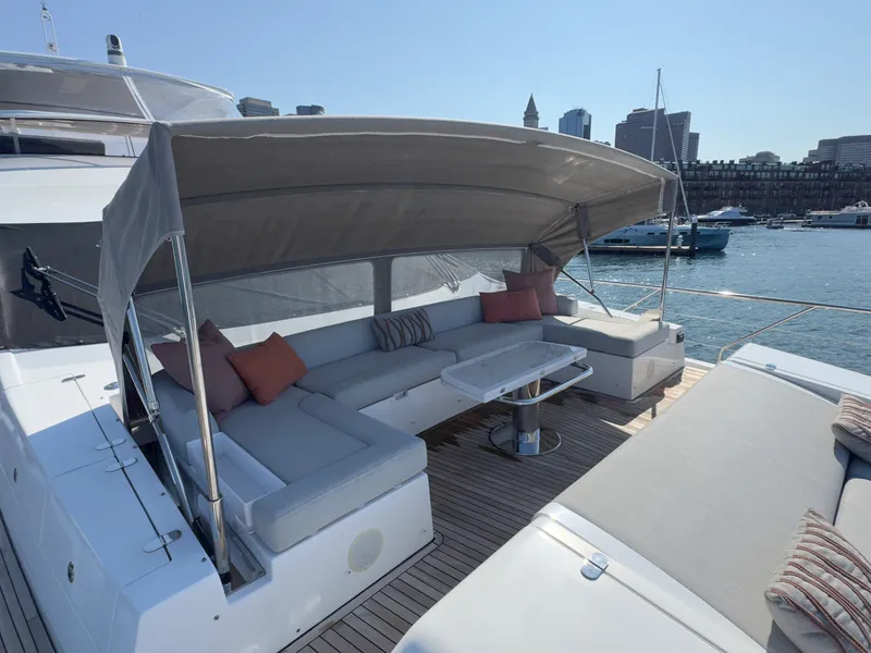 Slide: The Image of Azimut GRANDE 25M 2022 - 7527540