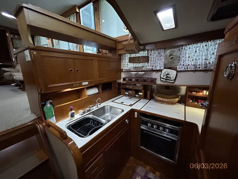 Slide: The Image of 46' Grand Banks galley2 - 6284918