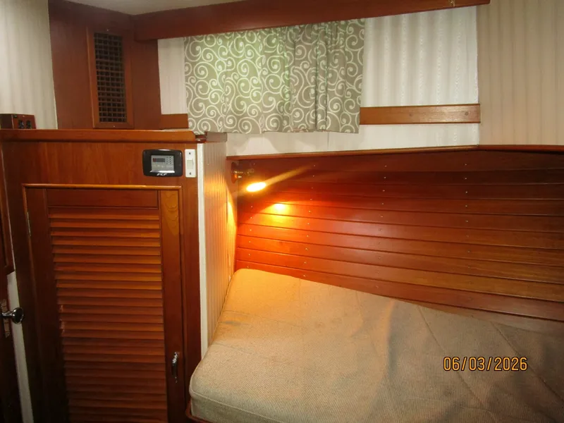 Slide: The Image of 46' Grand Banks guest stateroom port - 6284926