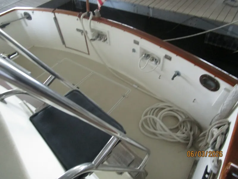 Slide: The Image of 46' Grand Banks aftdeck1 - 6284890