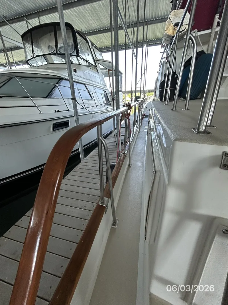 Slide: The Image of 46' Grand Banks port side deck2 - 6284948