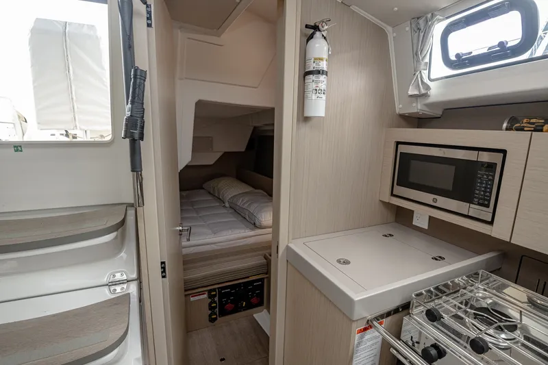 Slide: The Image of Beneteau 38.1 2023 - 6285427