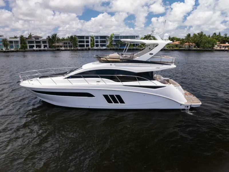 Slide: The Image of Sea Ray 510 Fly 2016 - 6285753