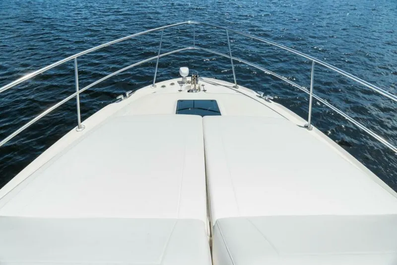 Slide: The Image of Sea Ray 540 Cockpit Motor Yacht 2001 - 6285871