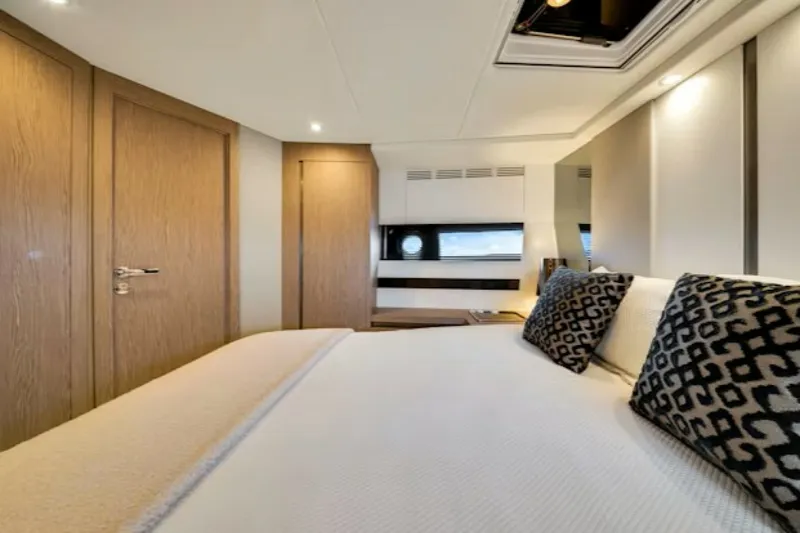 Slide: The Image of Azimut S6 SPORTFLY 2021 - 6285973