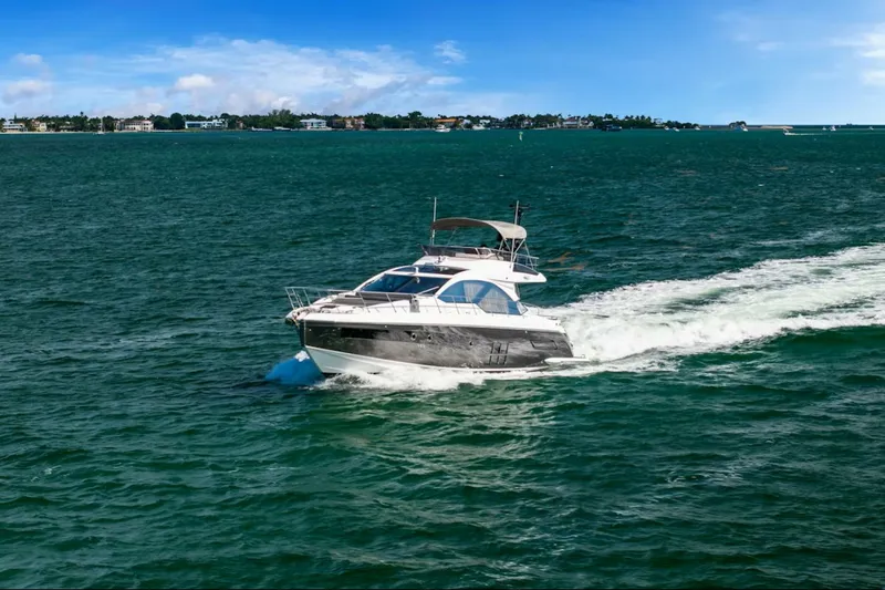 Slide: The Image of Azimut S6 SPORTFLY 2021 - 6285938