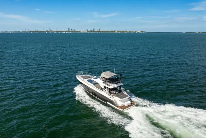 Slide: The Image of Azimut S6 SPORTFLY 2021 - 6285940