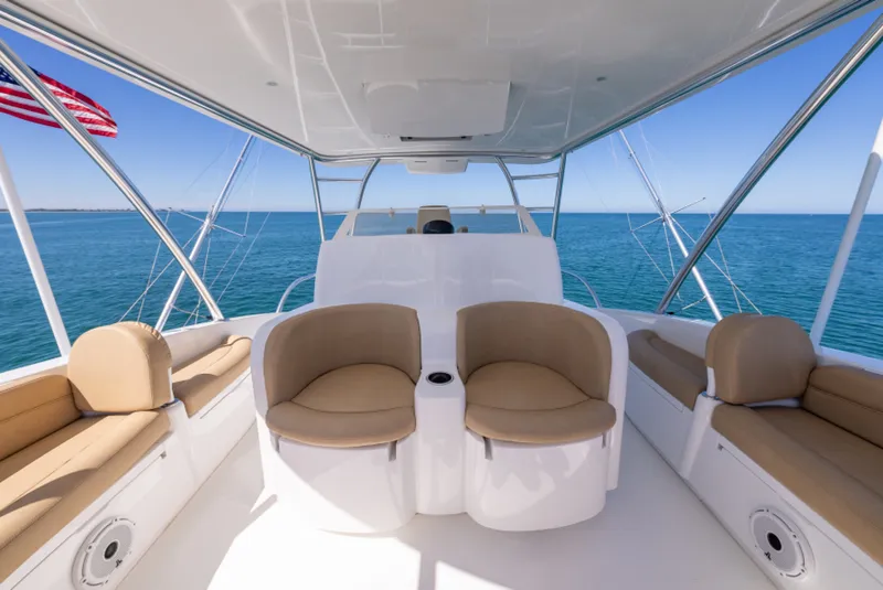 Slide: The Image of 2020 Viking 92 Skybridge Seating - 7383300