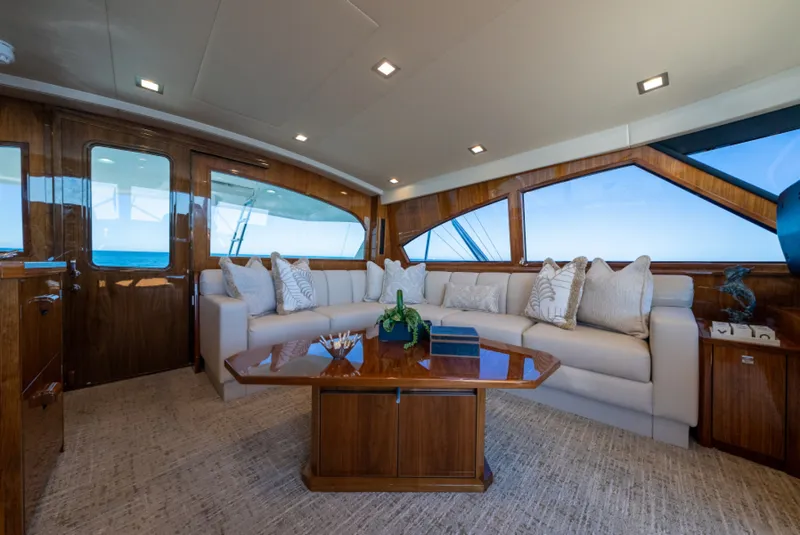 Slide: The Image of 2020 Viking 92 Skybridge Bridge Seating - 7383262