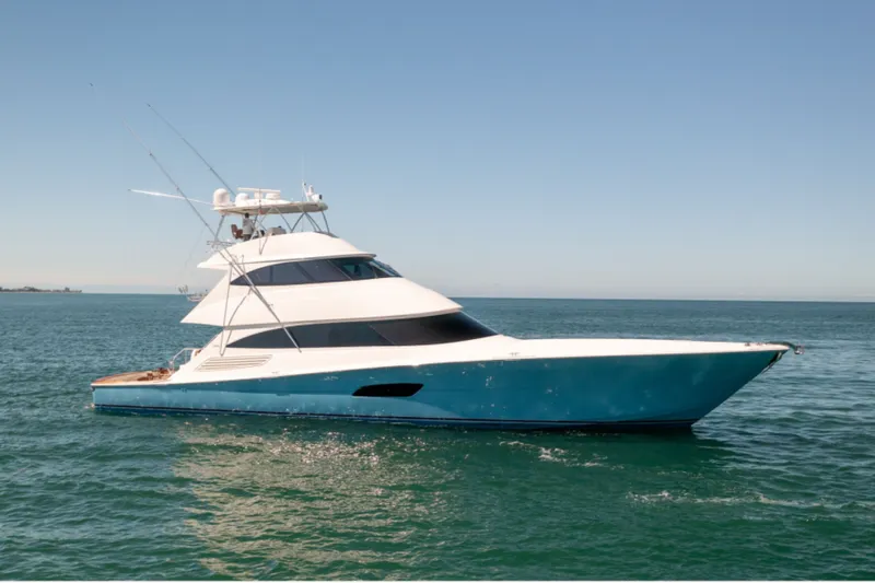 The Image of 2020 Viking 92 Skybridge Profile - 7383256