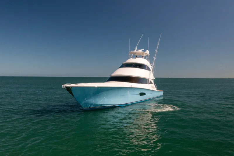 Slide: The Image of 2020 Viking 92 Skybridge Port Profile - 7383327