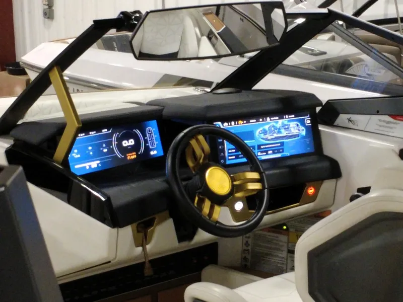 Slide: The Image of Nautique Paragon 2024 - 6289810