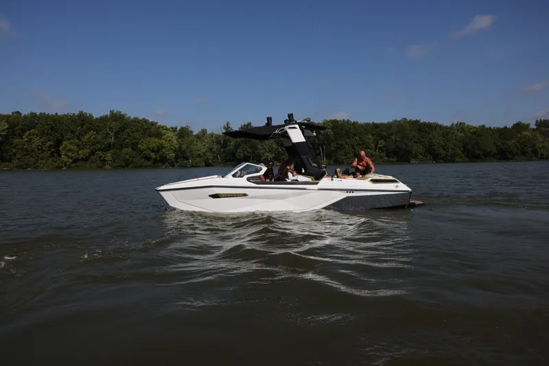 Slide: The Image of Nautique Paragon 2024 - 6286662