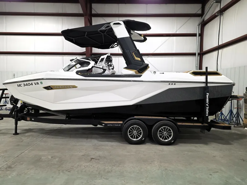 Slide: The Image of Nautique Paragon 2024 - 6289815