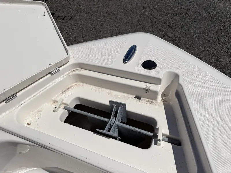 Slide: The Image of Bulls Bay 200 Center Console 2023 - 6289197