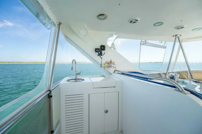 Slide: The Image of Ocean Alexander 52 Sedan 2007 - 7383346