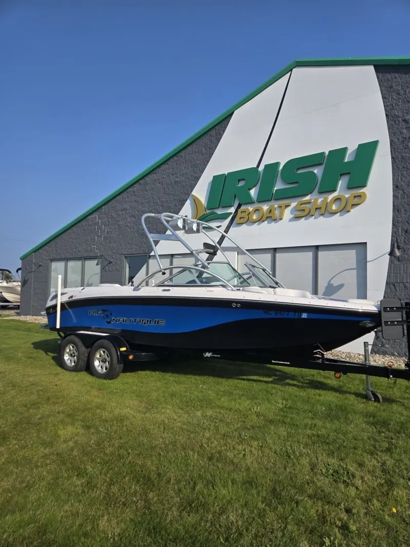 The Image of Nautique Crossover 211 2008 - 6289472