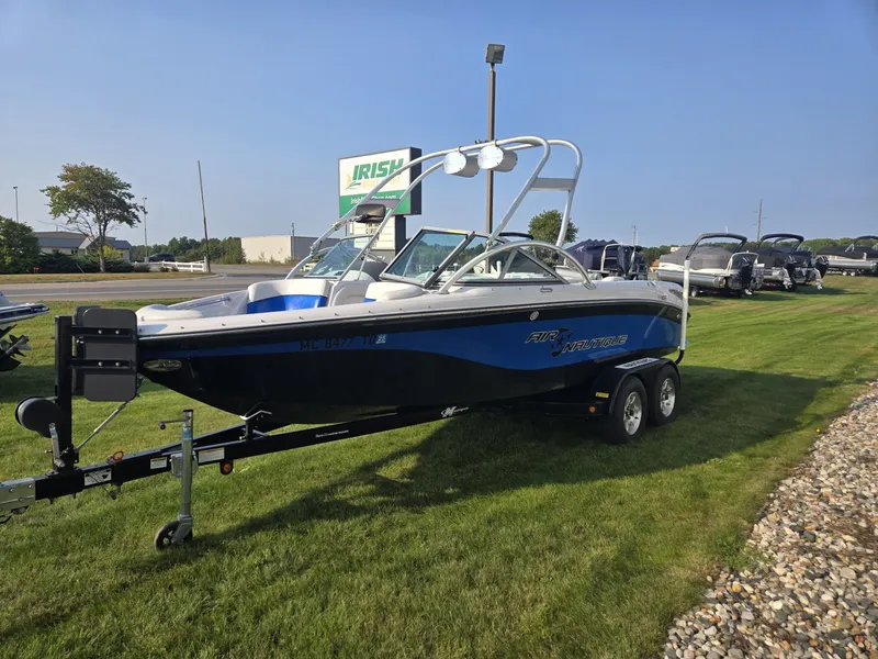 Slide: The Image of Nautique Crossover 211 2008 - 6289467