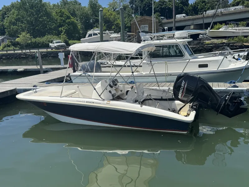 Slide: The Image of Boston Whaler 15 2011 - 6289468