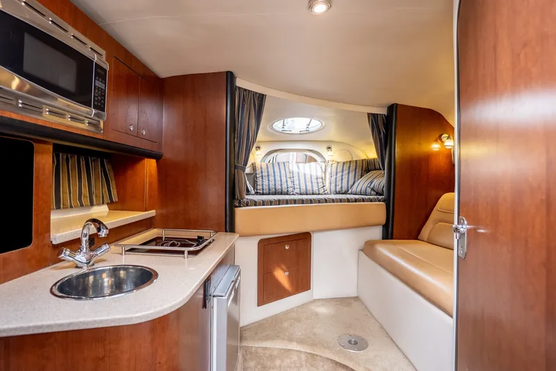 Slide: The Image of Crownline Boats 294 CR 2016 - 6289692