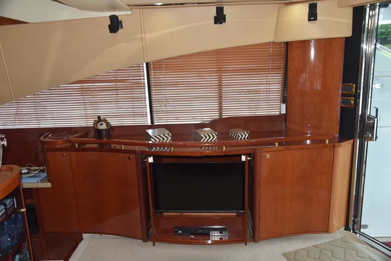 Slide: The Image of Fairline Squadron 58 2002 - 6289889