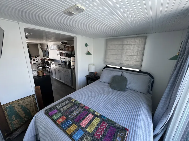 Slide: The Image of Catamaran Houseboat 2019 - 6289951