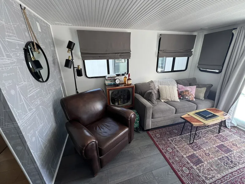 Slide: The Image of Catamaran Houseboat 2019 - 6289937
