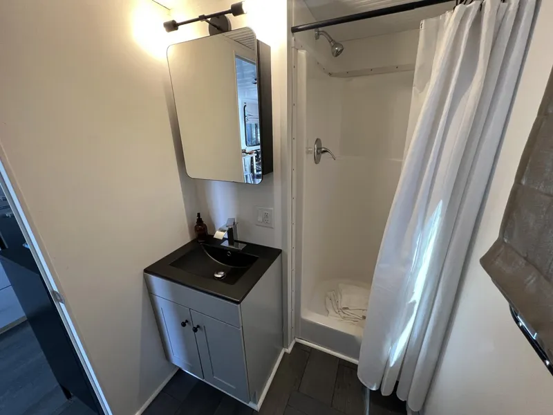 Slide: The Image of Catamaran Houseboat 2019 - 6289947