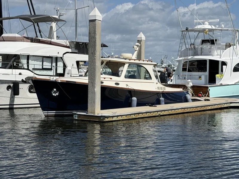 Slide: The Image of Hinckley Yachts Picnic Boat 37 MKIII 2009 - 6289964