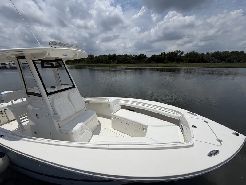 Slide: The Image of Regulator Marine 23 2022 - 6290277