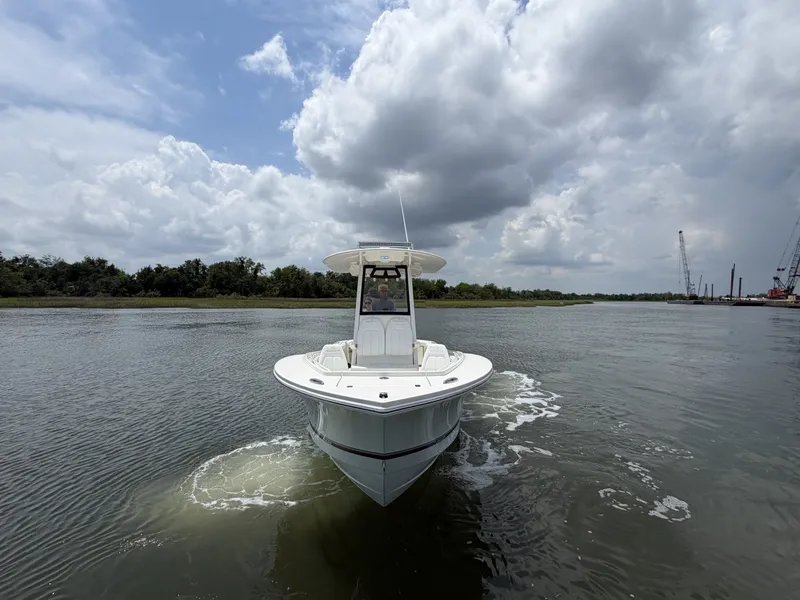Slide: The Image of Regulator Marine 23 2022 - 6290280