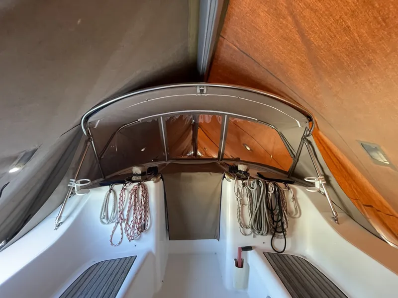 Slide: The Image of El Mango under cover - 6290733