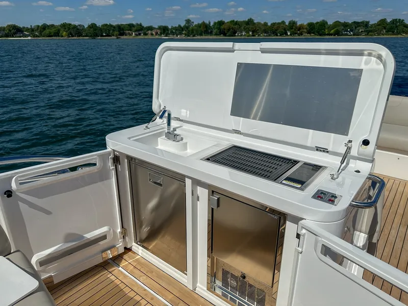 Slide: The Image of Sunseeker 55 Manhattan 2024 - 6290903