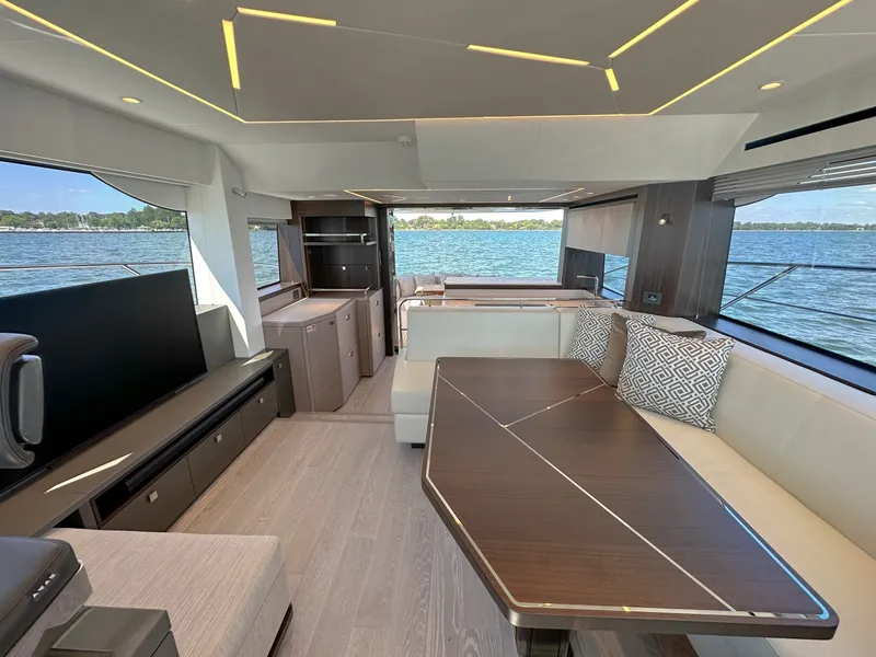 Slide: The Image of Sunseeker 55 Manhattan 2024 - 6290920