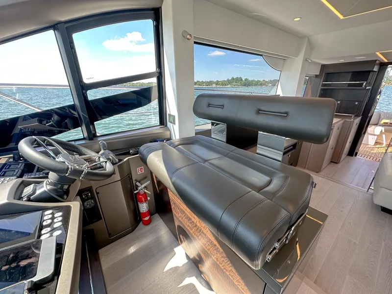Slide: The Image of Sunseeker 55 Manhattan 2024 - 6290925