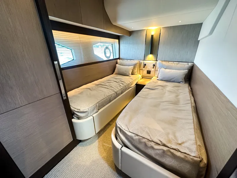 Slide: The Image of Sunseeker 55 Manhattan 2024 - 6290942