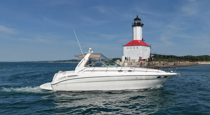Slide: The Image of Sea Ray 38 Sundancer 1999 - 6300097