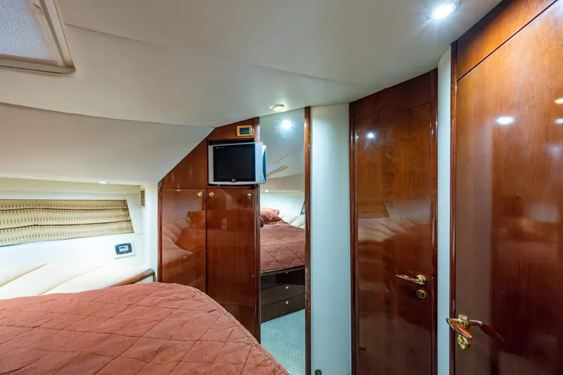Slide: The Image of _forward_stateroom_03 - 6298462