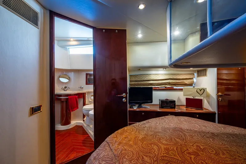 Slide: The Image of _master_stateroom_04 - 6298467