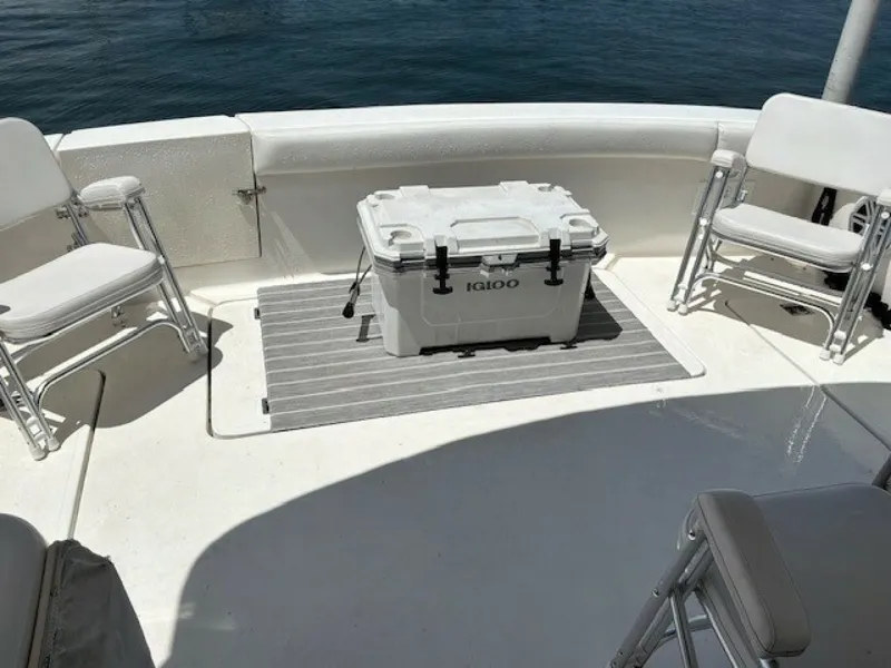 Slide: The Image of Silverton 41 Convertible 2000 - 6298445